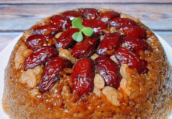 中融证券 街头甑糕香飘十里，3步自制超简单，女孩子吃完气色红润